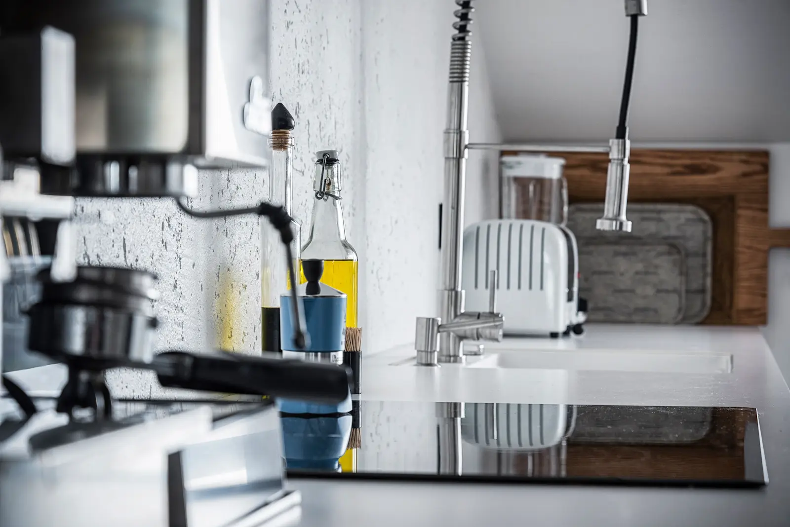 Oficina moderna con iluminación LED